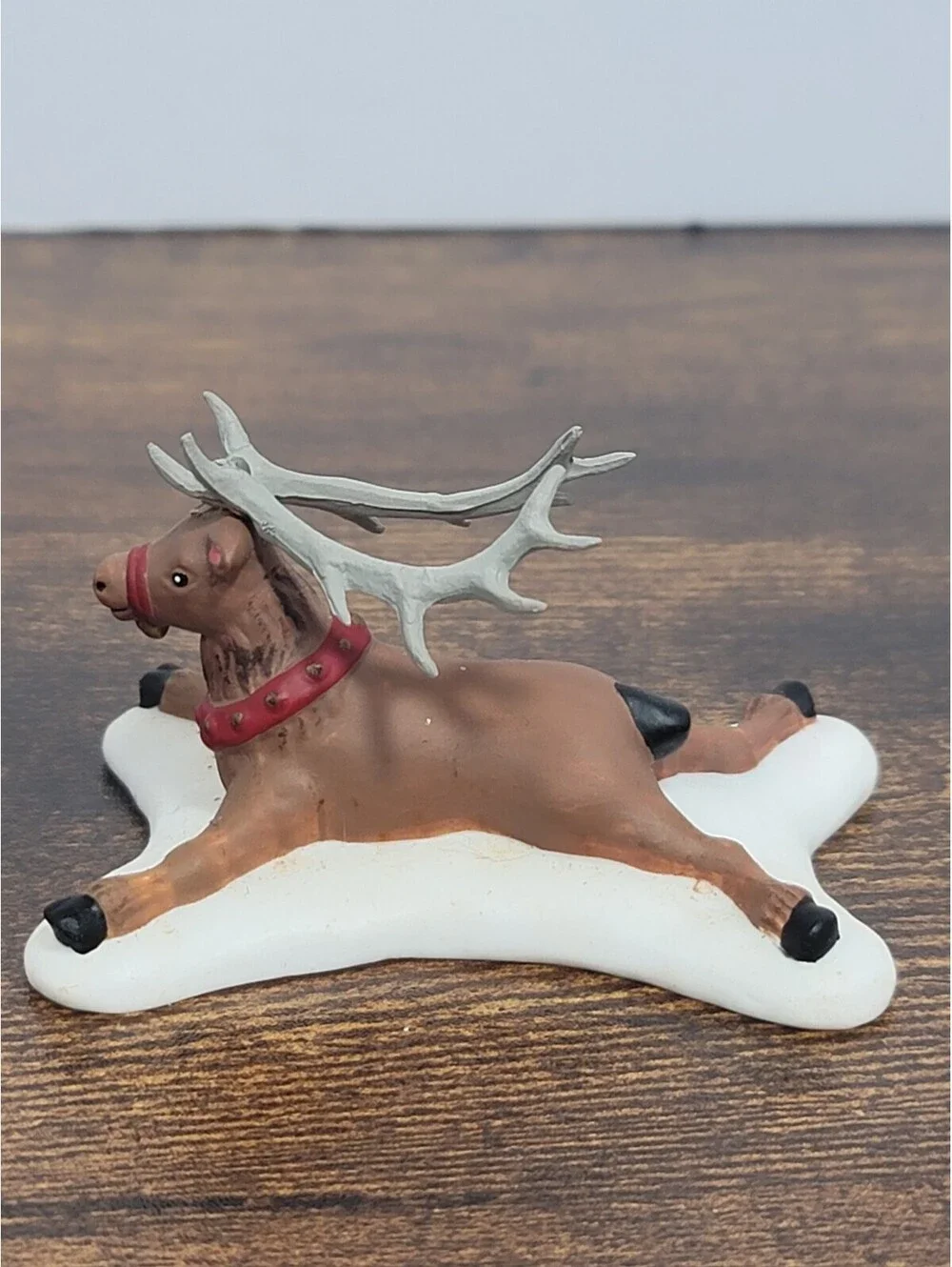 Department 56 Reindeer Figurine on Snow Base Christmas Decoration